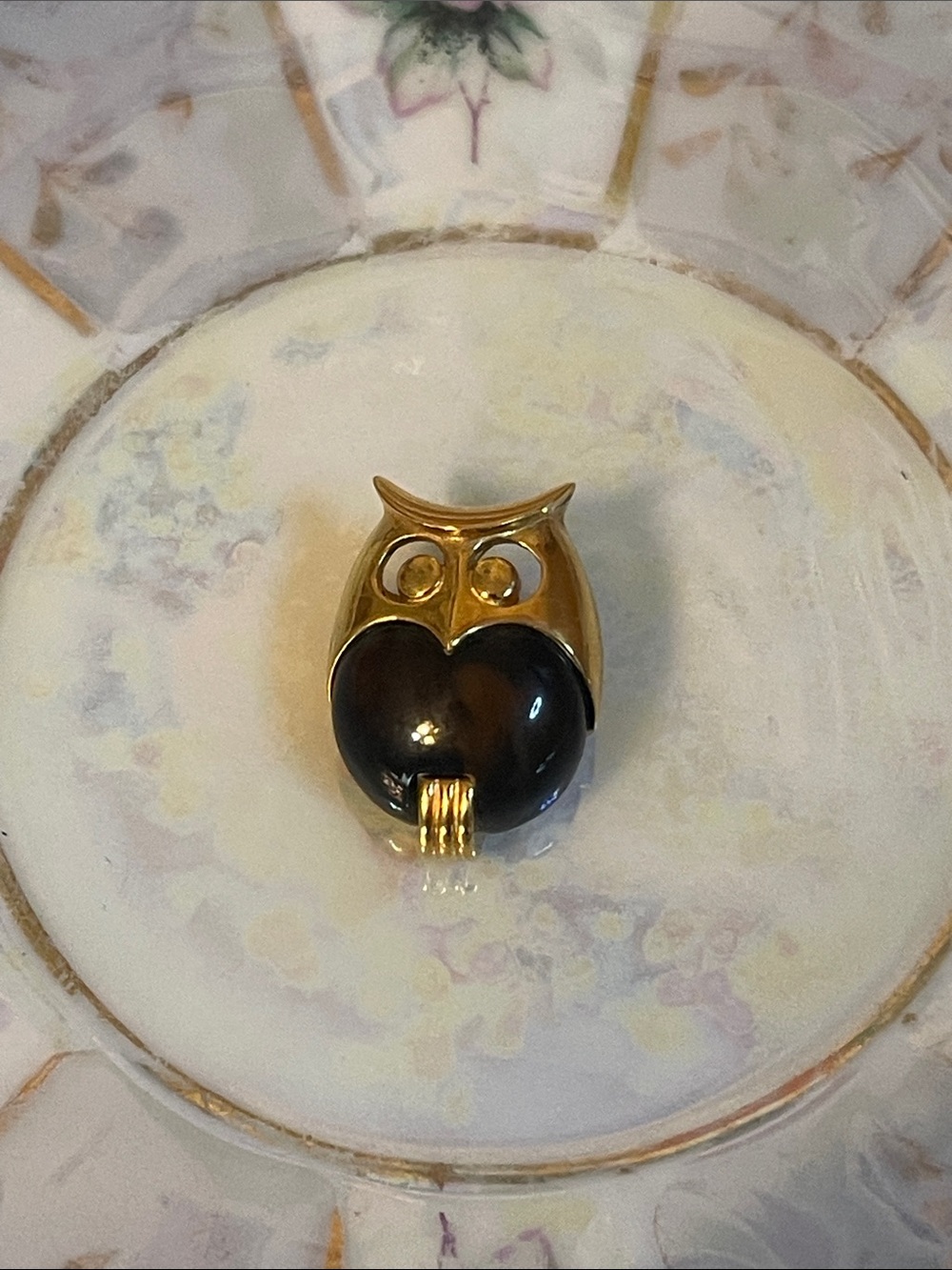 Vintage Crown Trifari Jelly Belly Owl Brooch